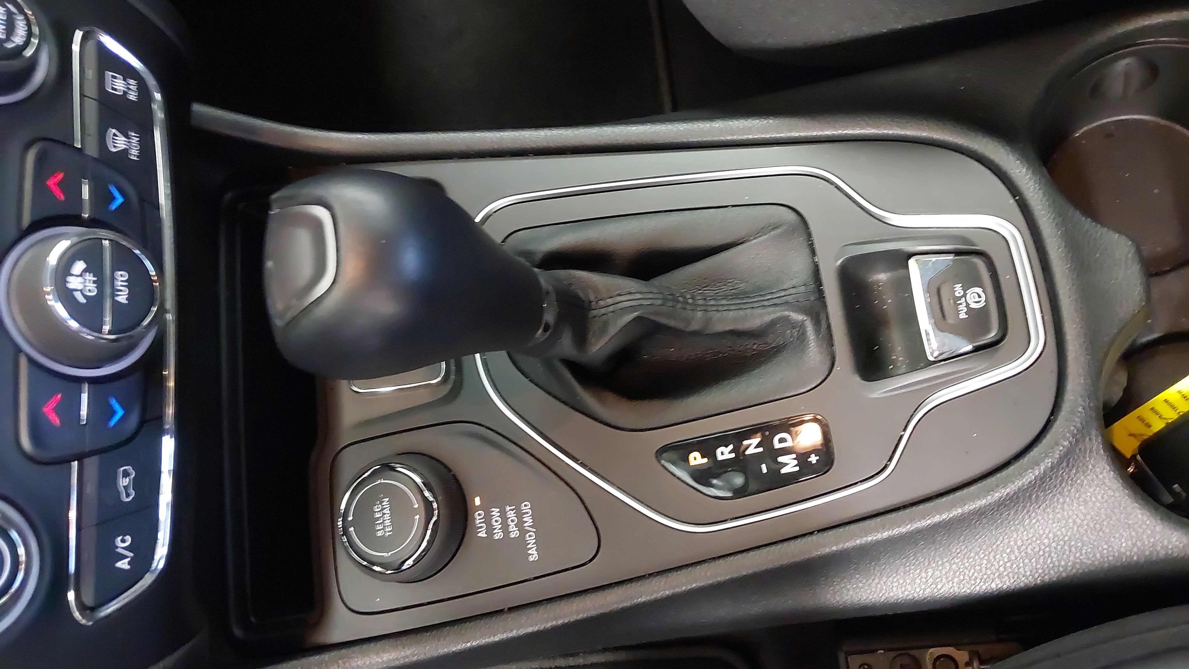 2022 Jeep Cherokee Latitude Lux 4x4