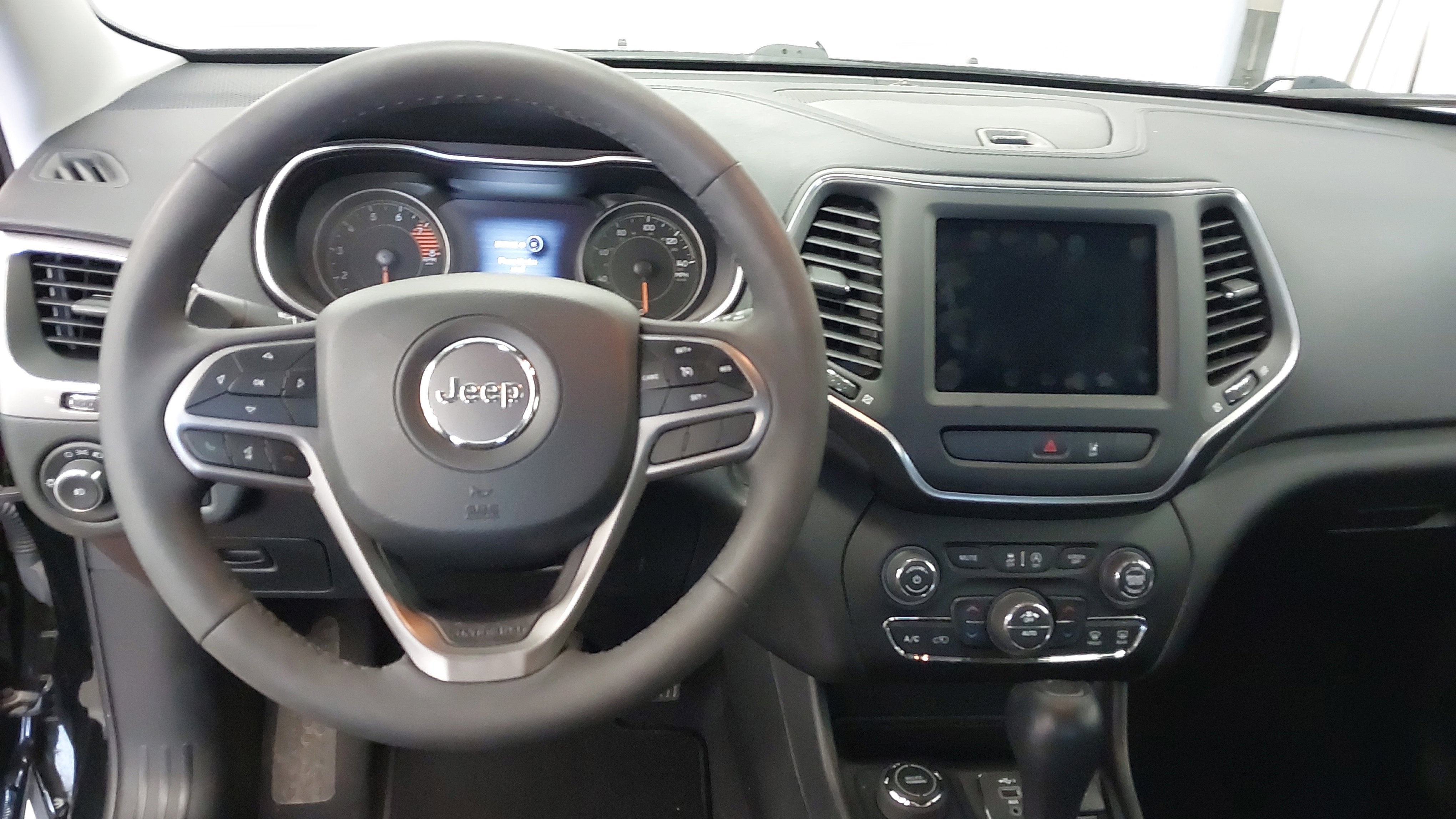 2022 Jeep Cherokee Latitude Lux 4x4