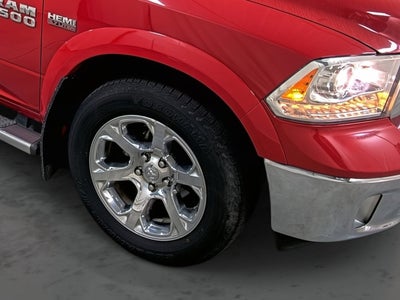 2017 RAM 1500 Laramie Crew Cab 4x4 5'7" Box