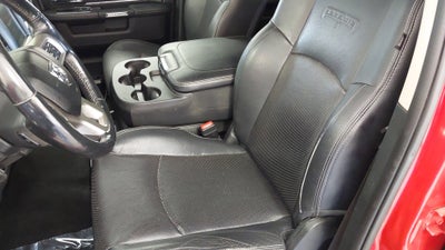 2017 RAM 1500 Laramie Crew Cab 4x4 5'7" Box