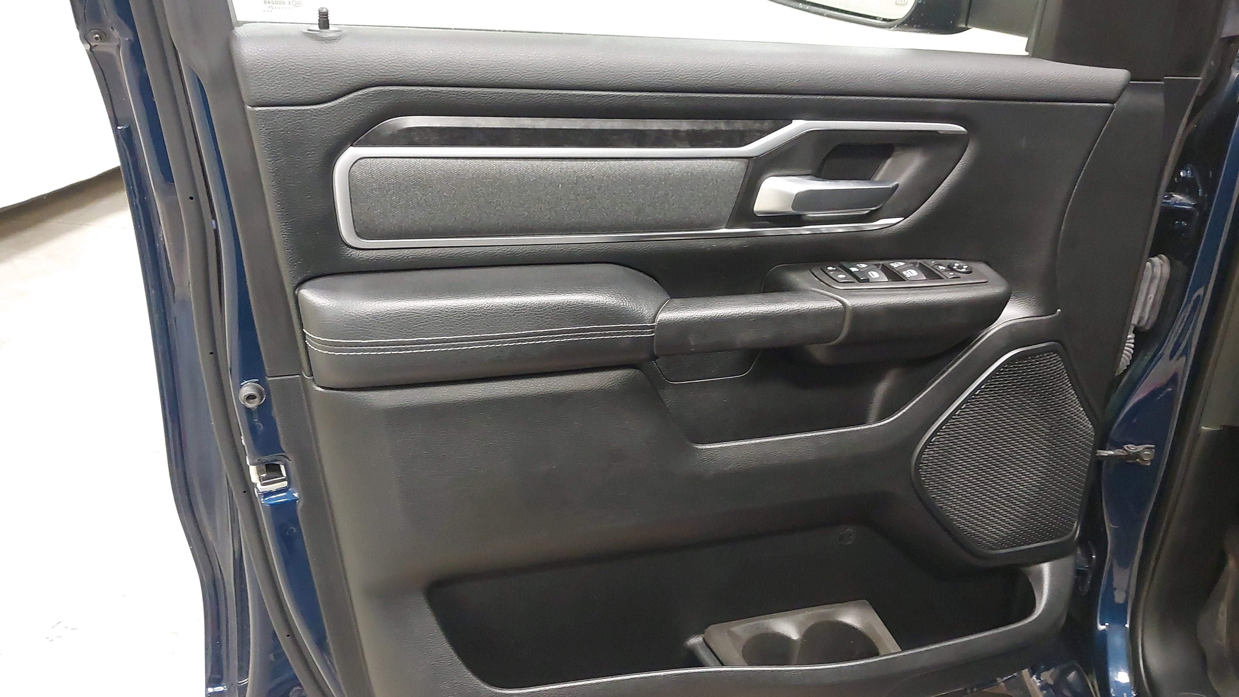 2021 RAM 1500 Big Horn Crew Cab 4x4 5'7" Box