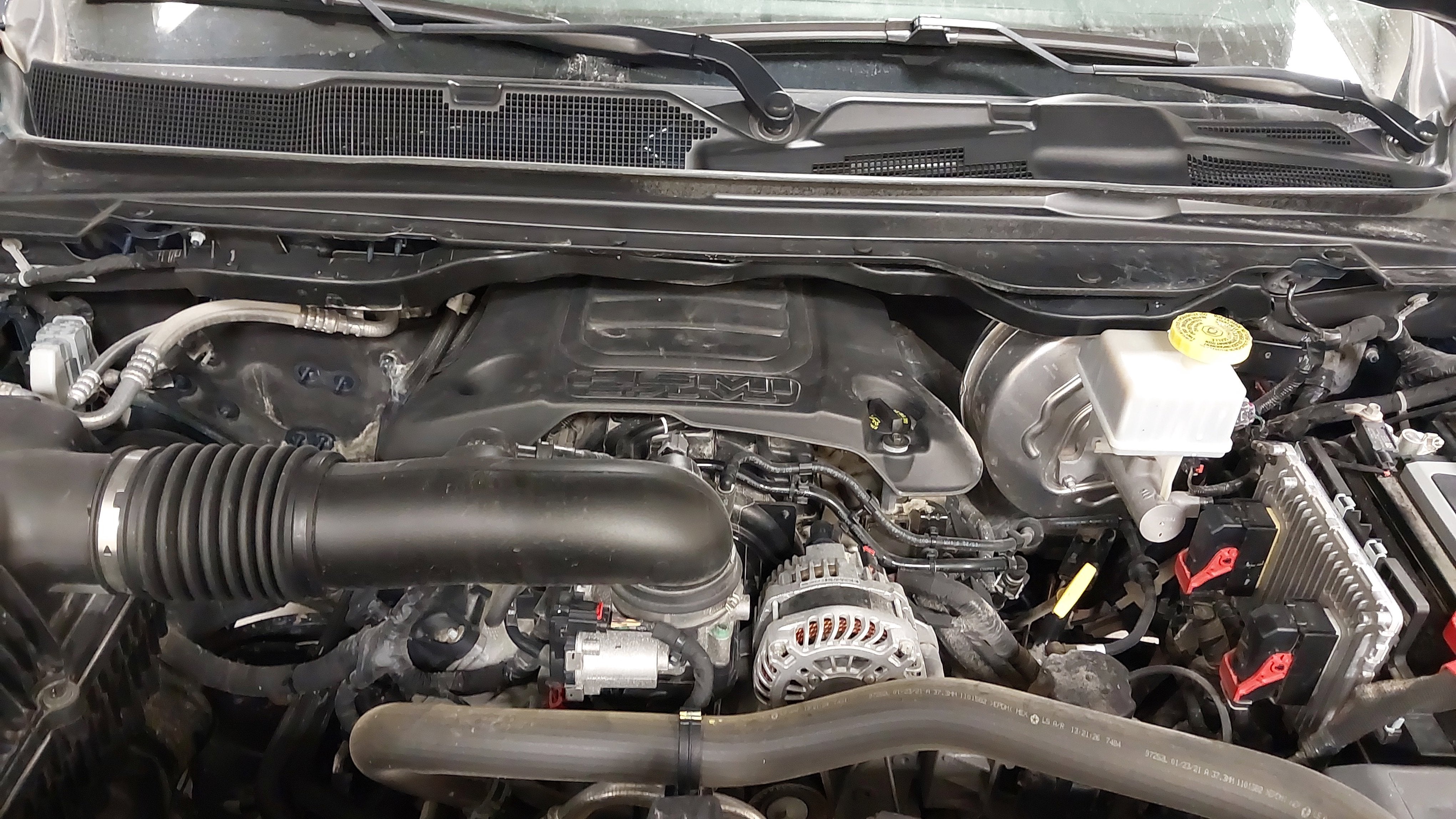 2021 RAM 1500 Big Horn Crew Cab 4x4 5'7" Box