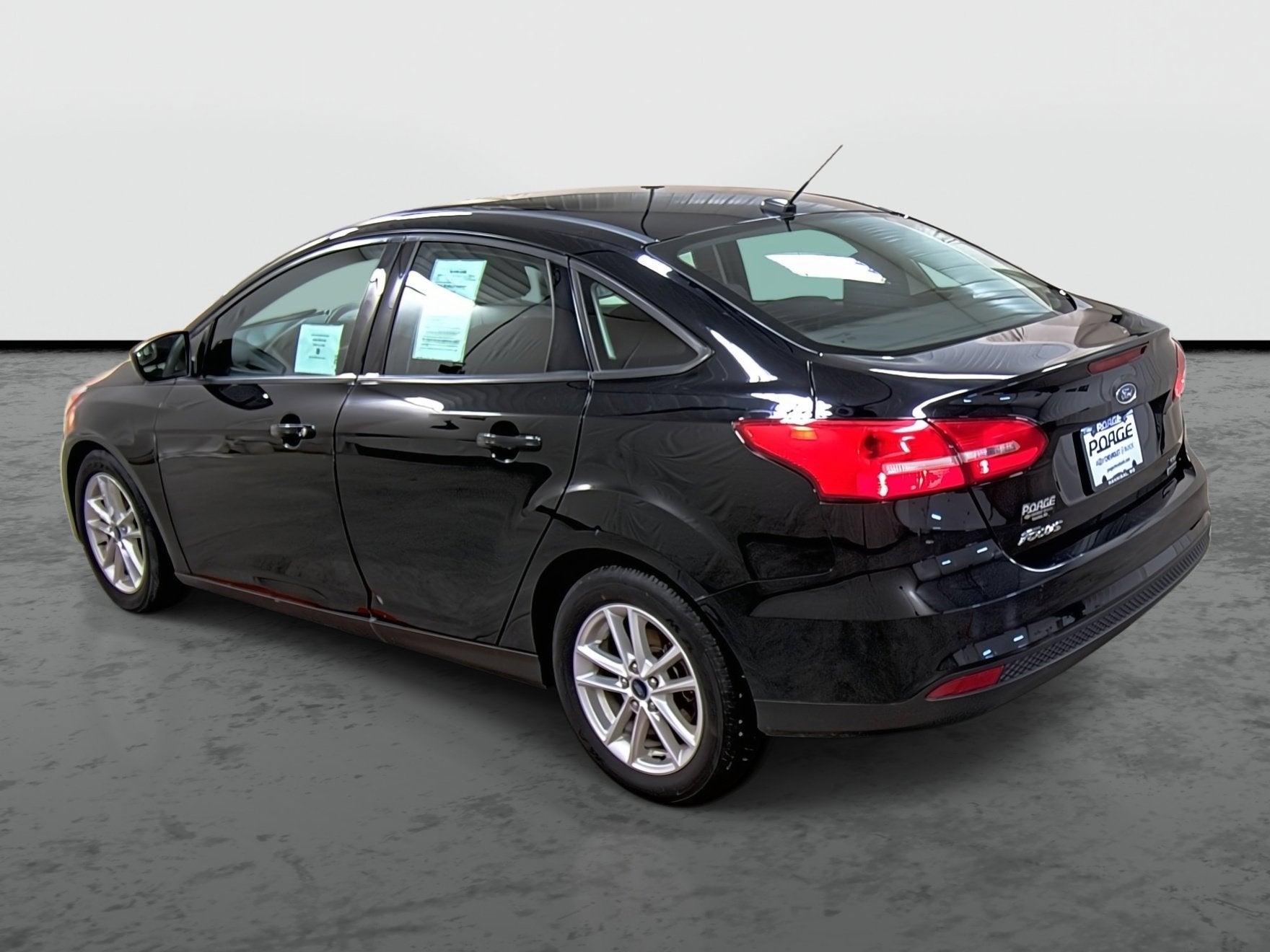 Used 2018 Ford Focus SE with VIN 1FADP3FE6JL269806 for sale in Hannibal, MO