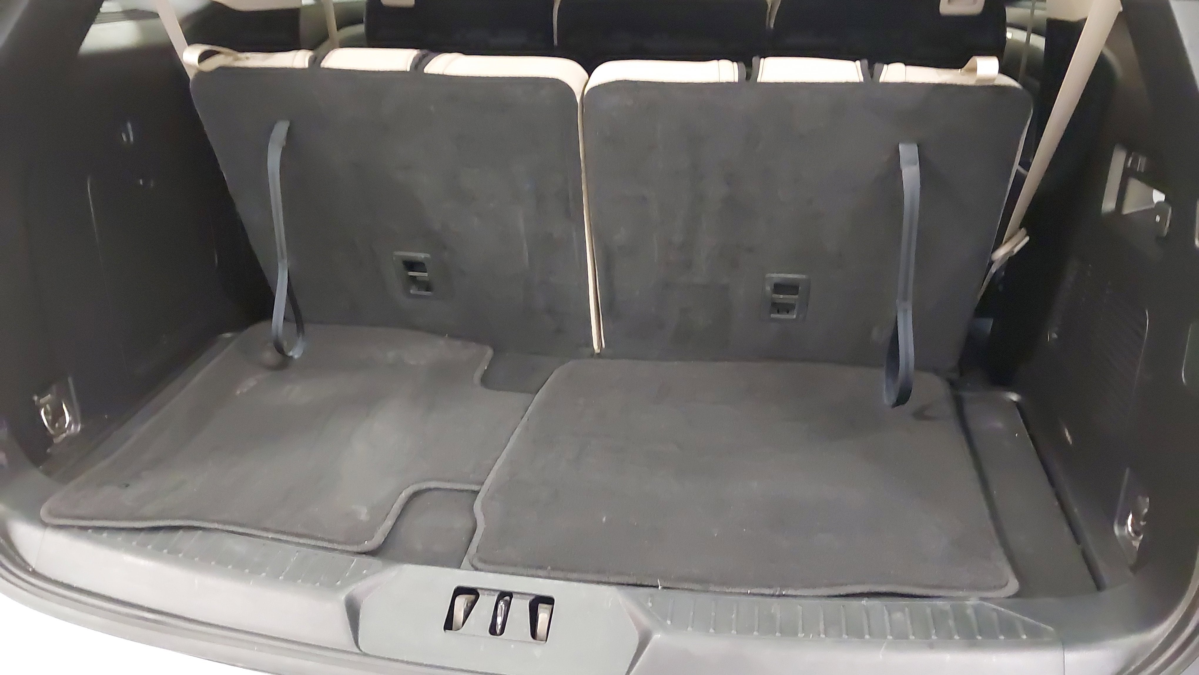 2021 Ford Explorer Base