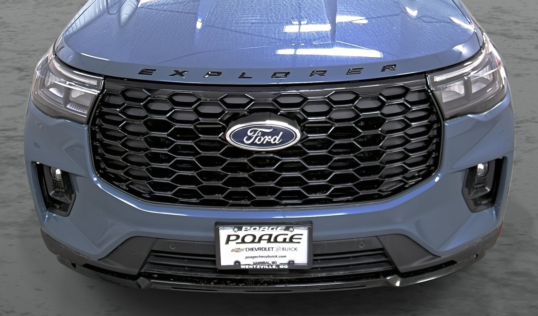 2025 Ford Explorer ST-Line