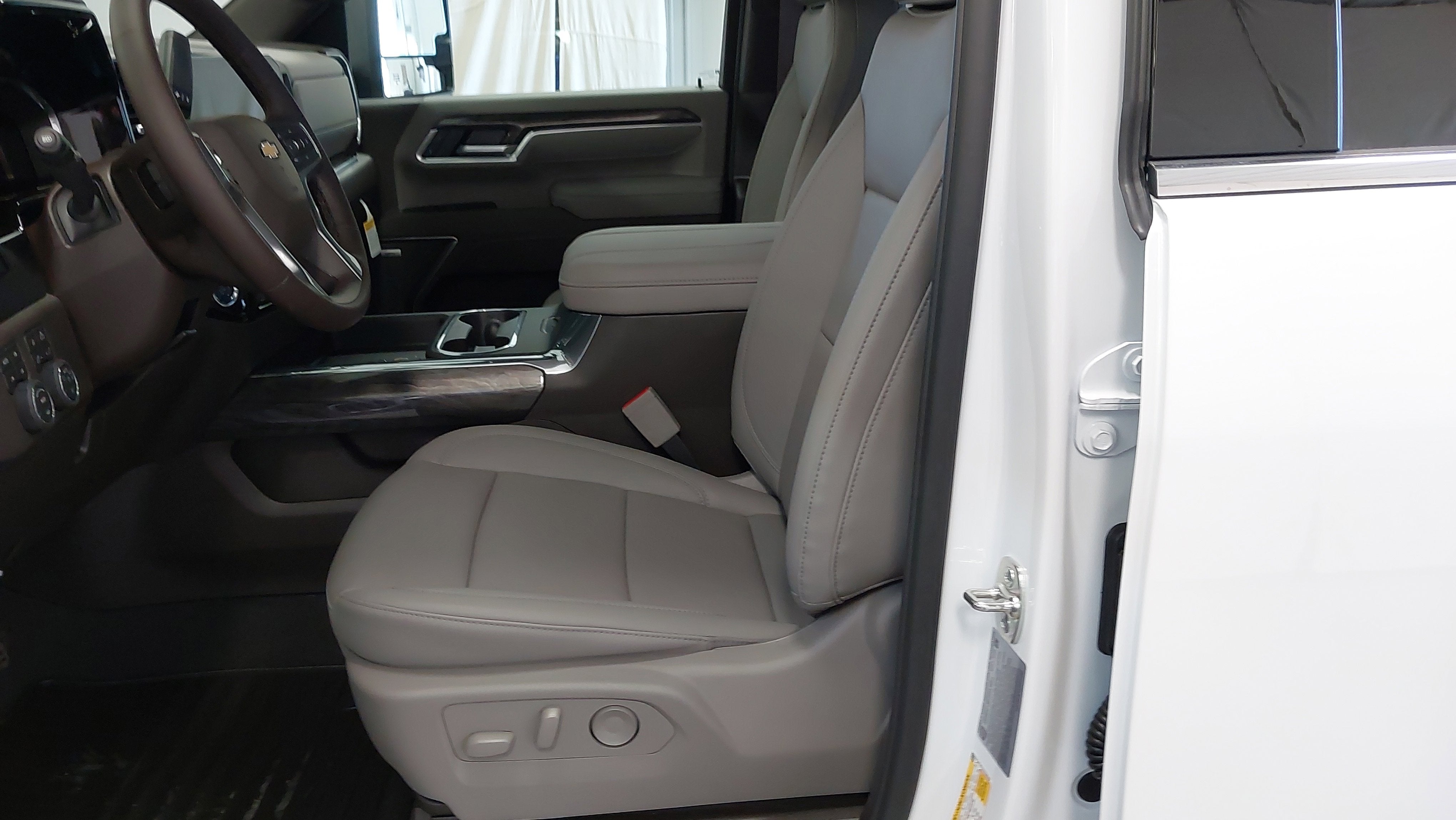 2026 Chevrolet Silverado 3500 HD LTZ DRW