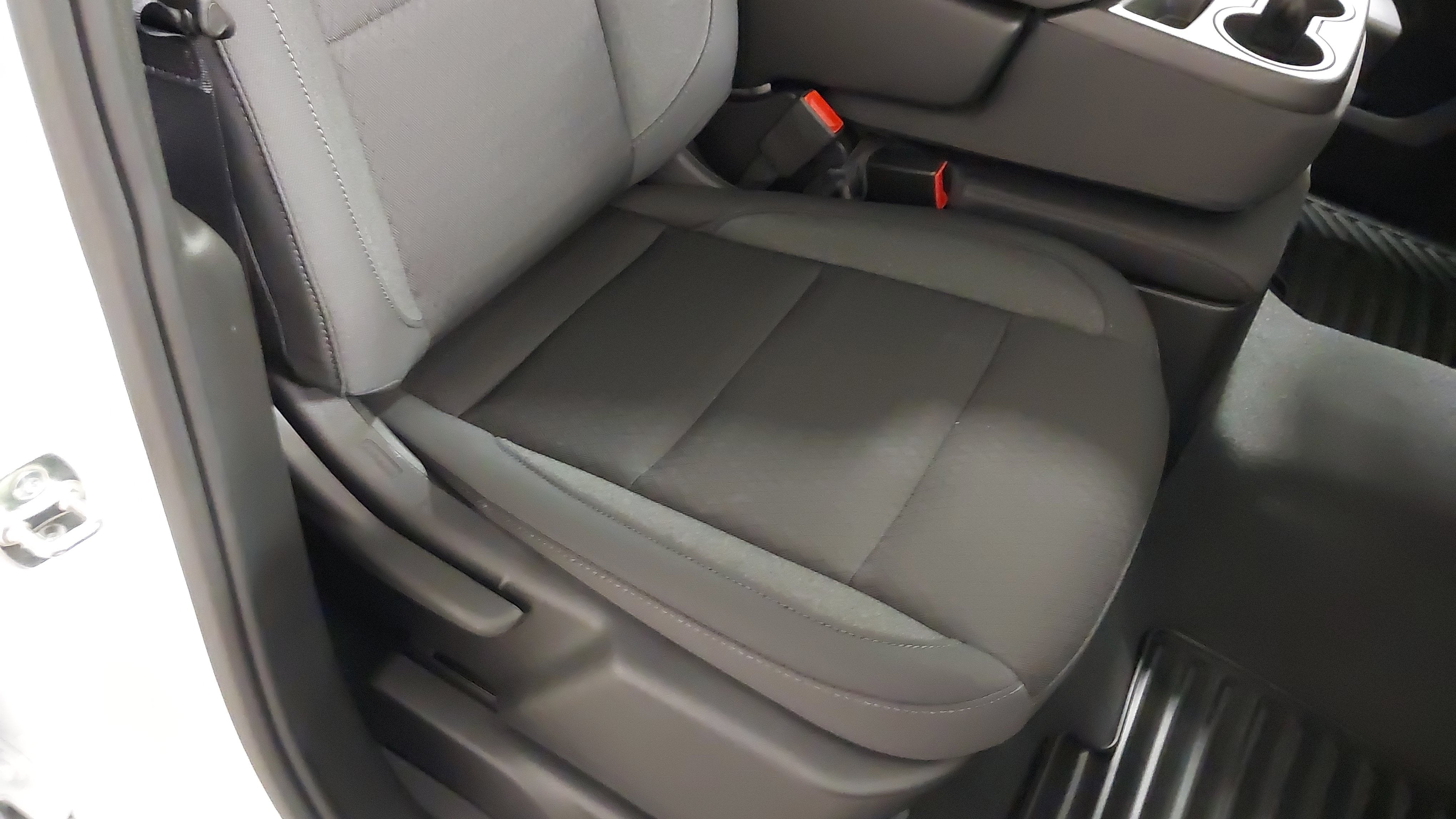 2026 Chevrolet Silverado 2500 HD Custom - Photo 28