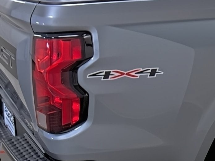 2026 Chevrolet Colorado Work Truck - Photo 13