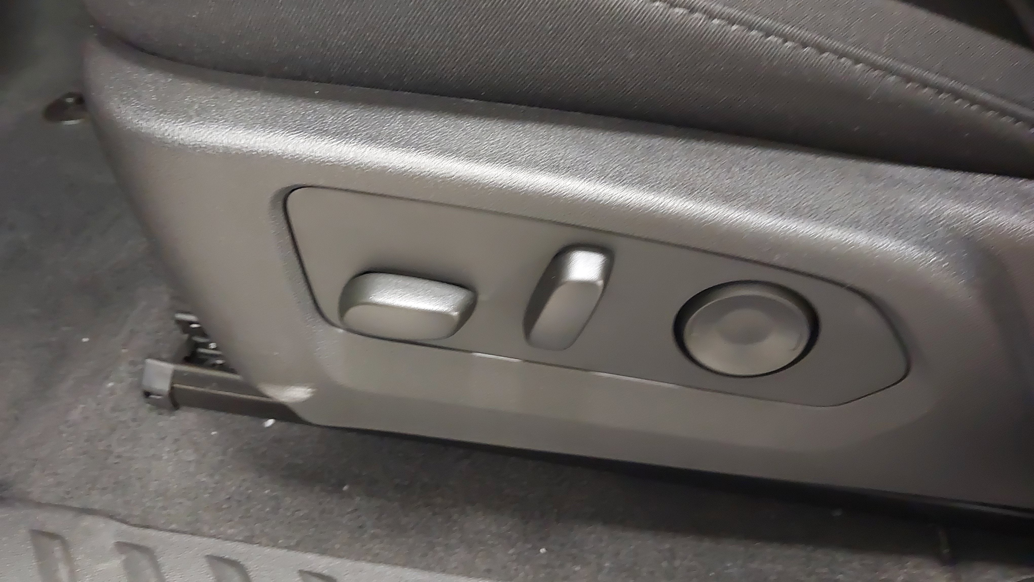 2026 Chevrolet Colorado Work Truck - Photo 22