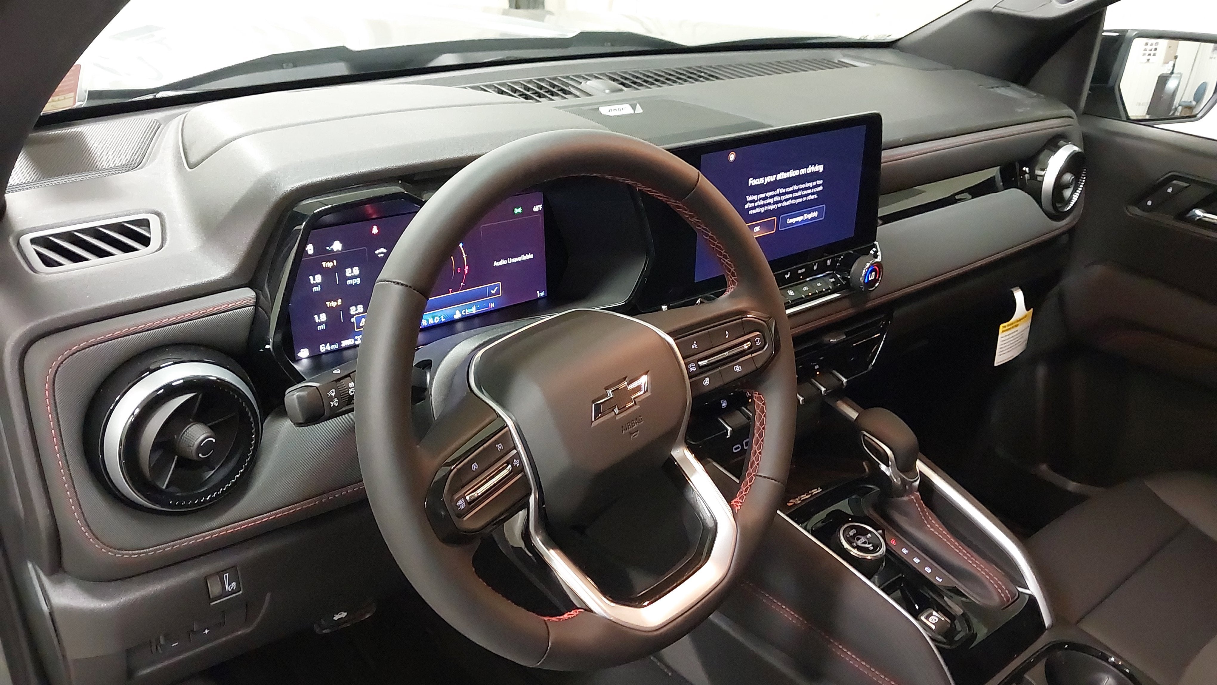 2026 Chevrolet Colorado Z71 - Photo 18