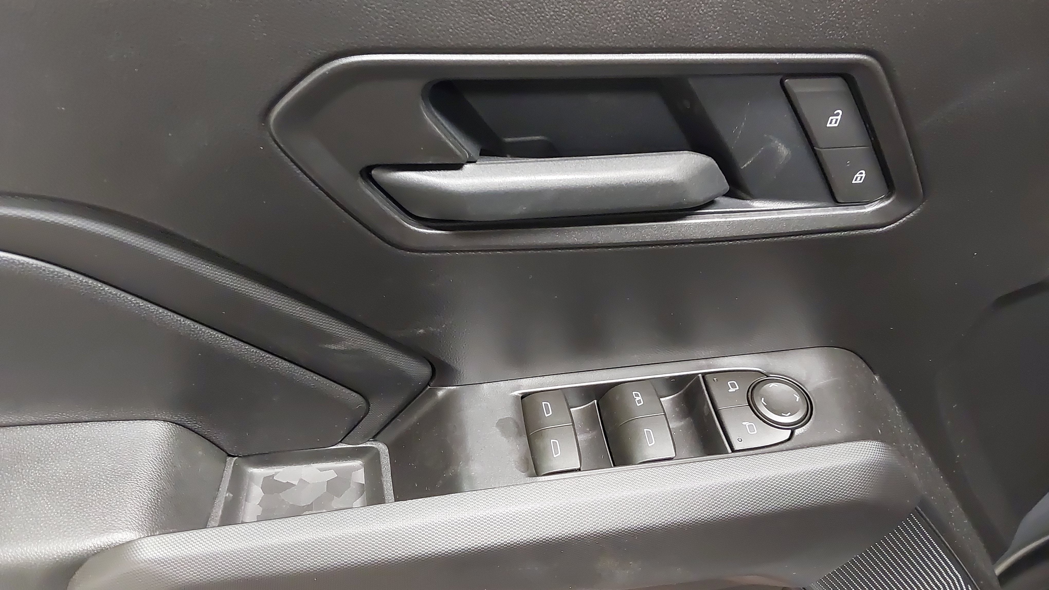 2026 Chevrolet Colorado Trail Boss - Photo 19