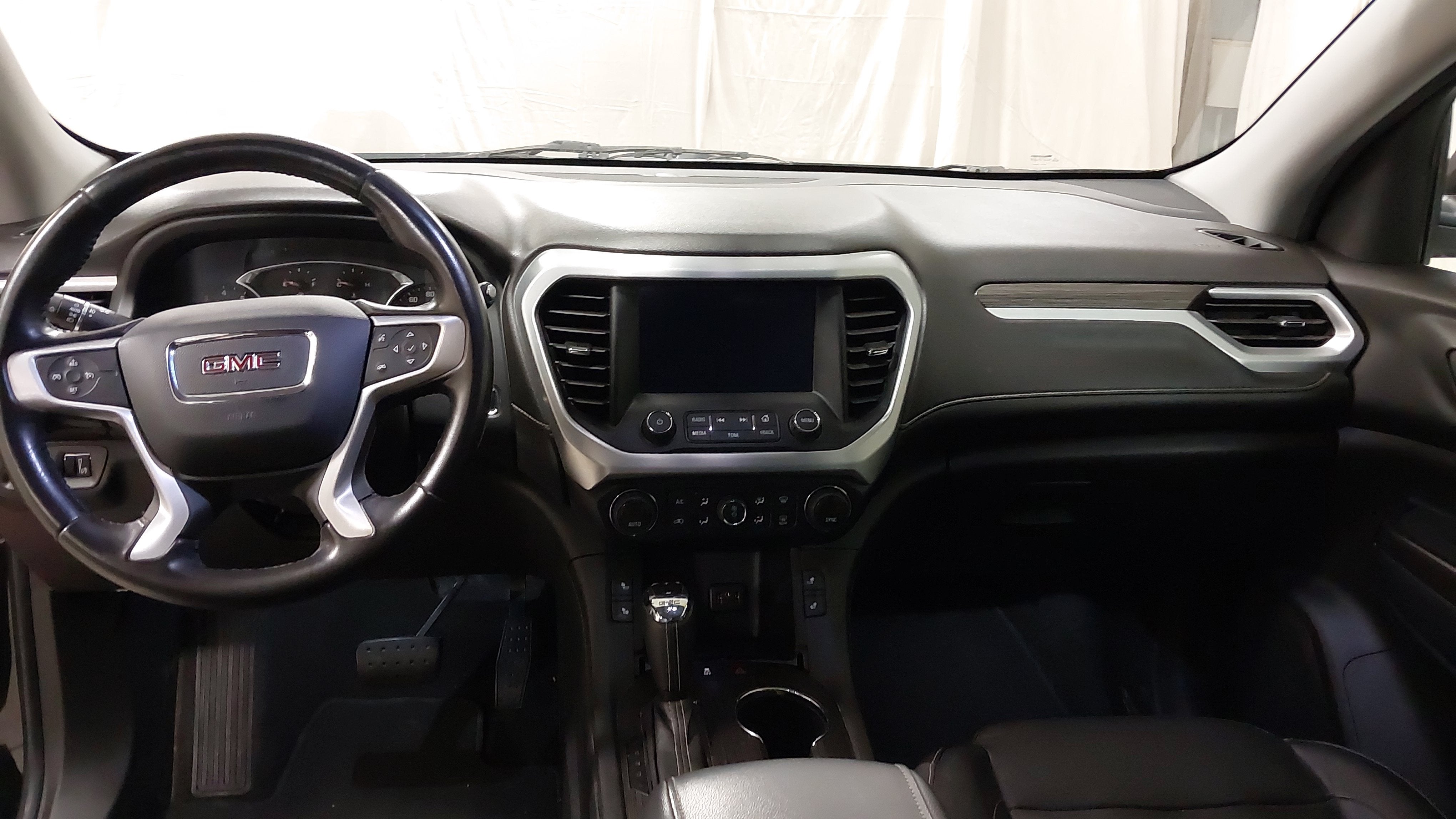 2019 GMC Acadia SLT