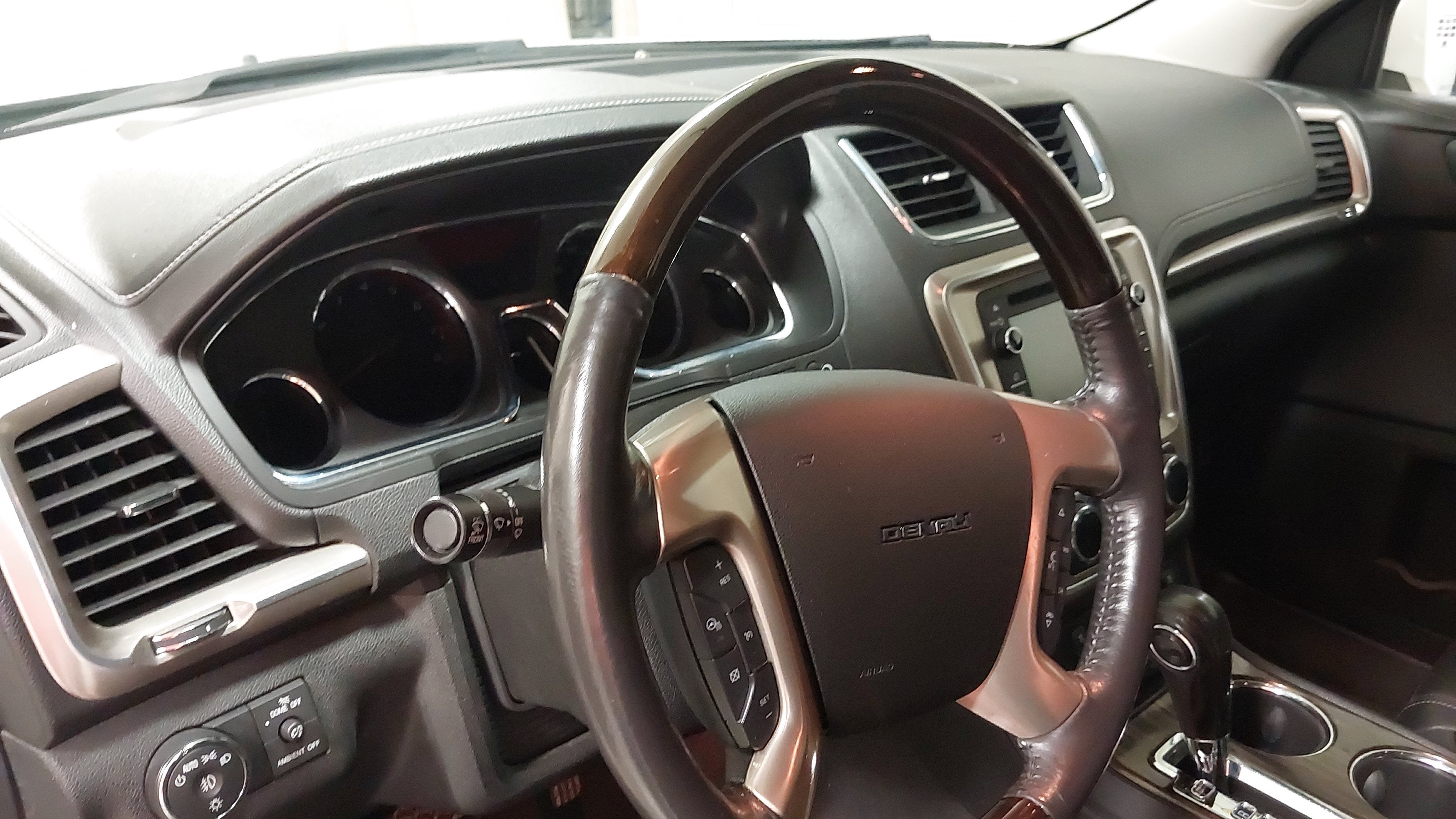 2015 GMC Acadia Denali