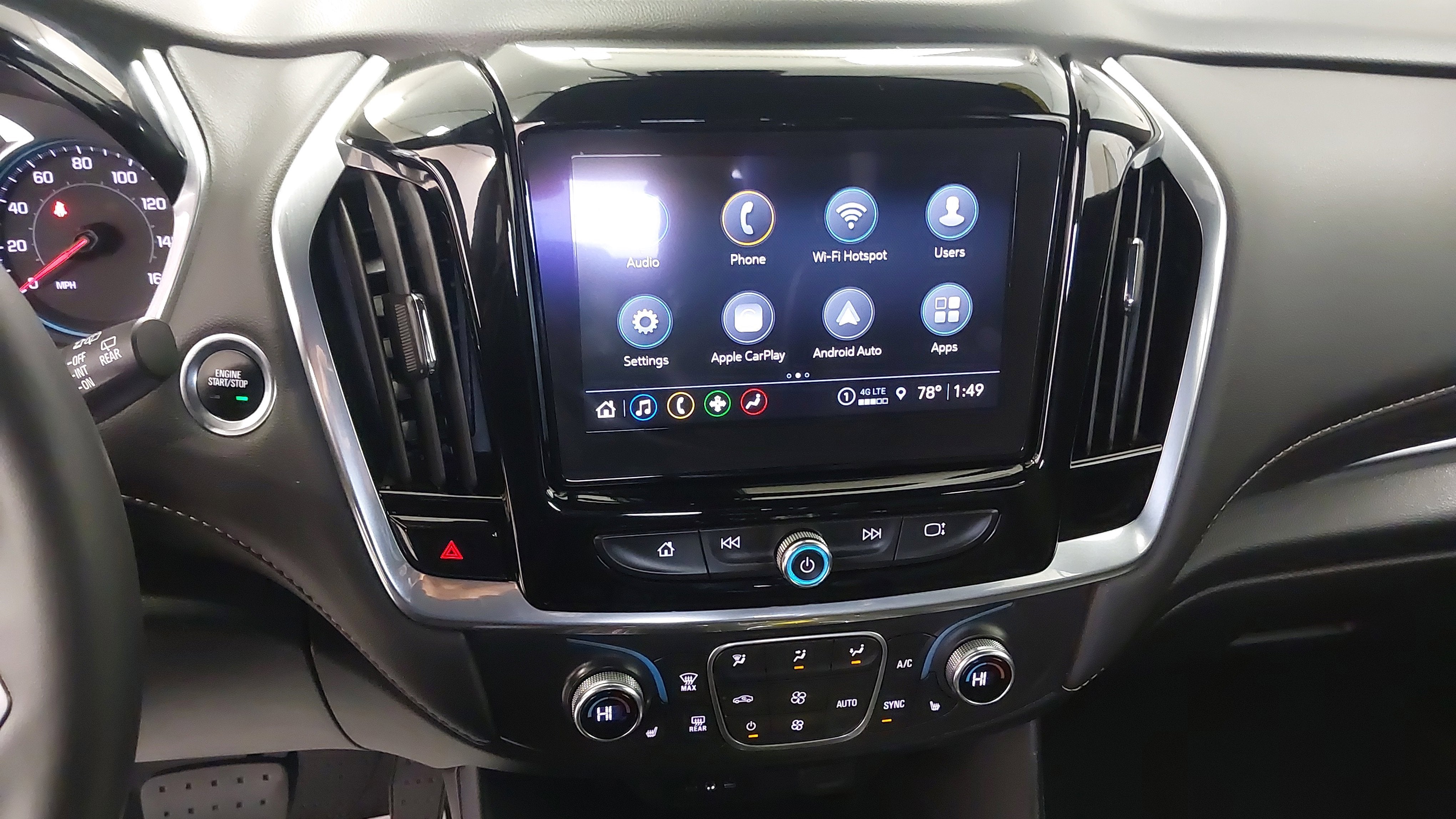 2023 Chevrolet Traverse LT Leather