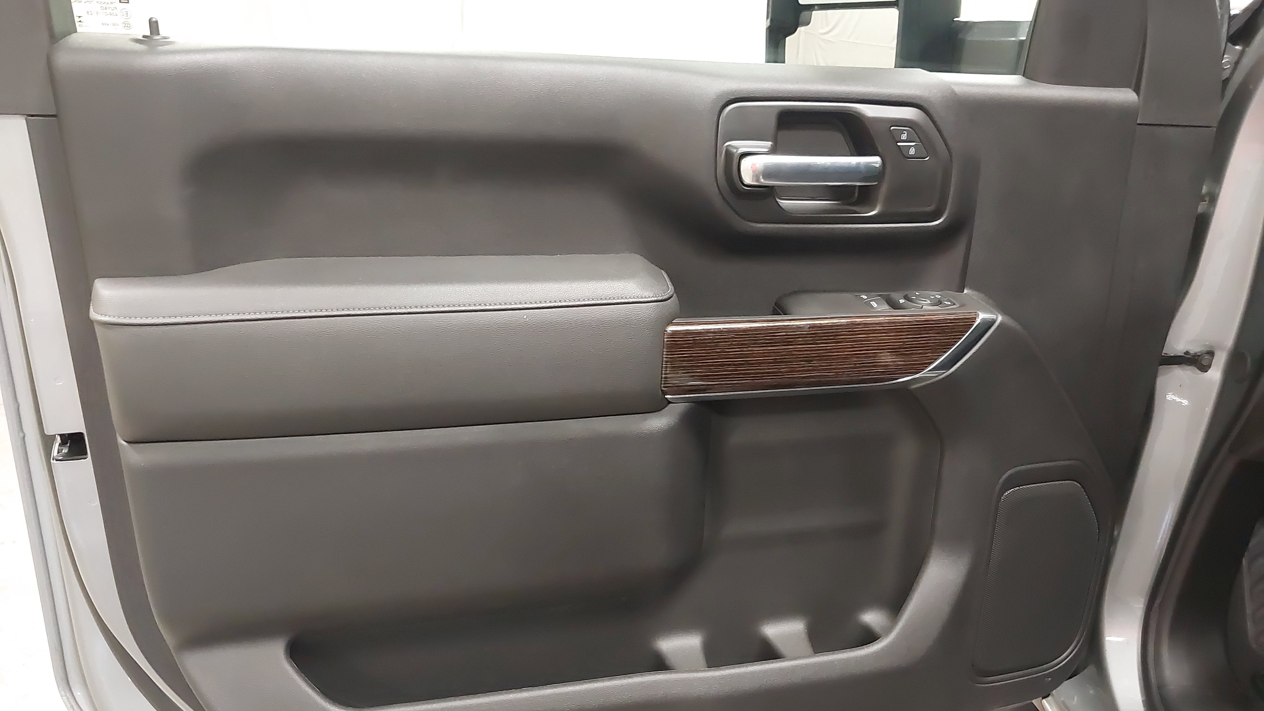 2025 GMC Sierra 2500 HD SLE