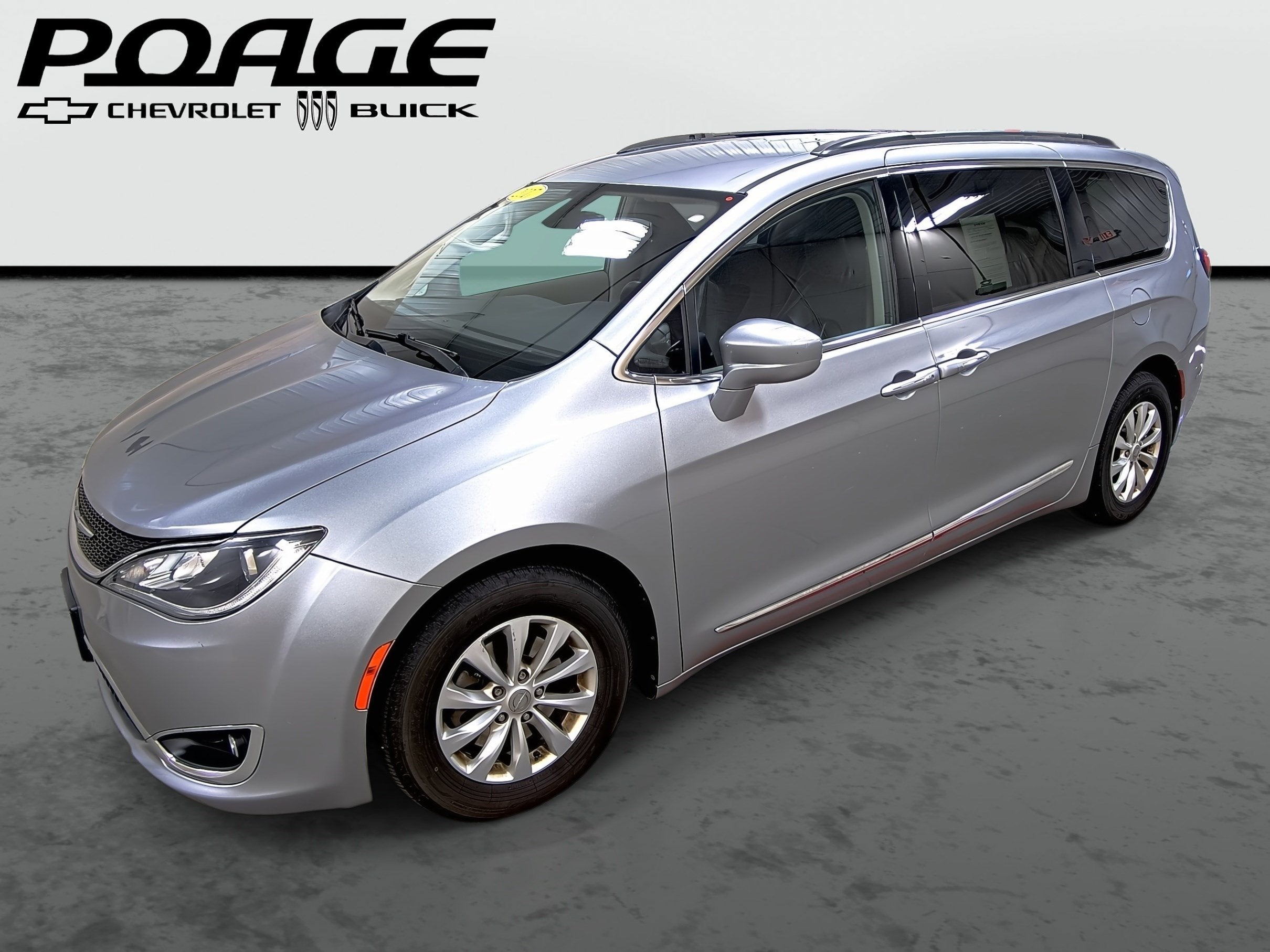 2017 Chrysler Pacifica Touring-L