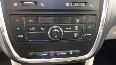 2015 Chrysler Town & Country Touring