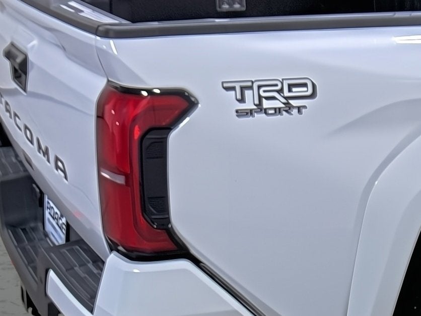 2024 Toyota Tacoma 4WD SR5