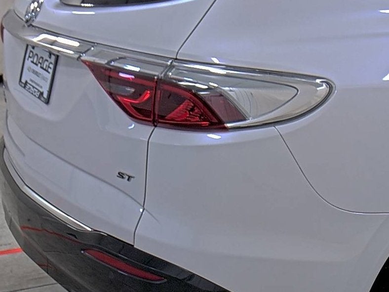 2022 Buick Enclave Essence