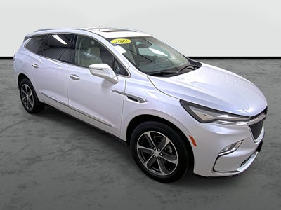 2022 Buick Enclave Essence