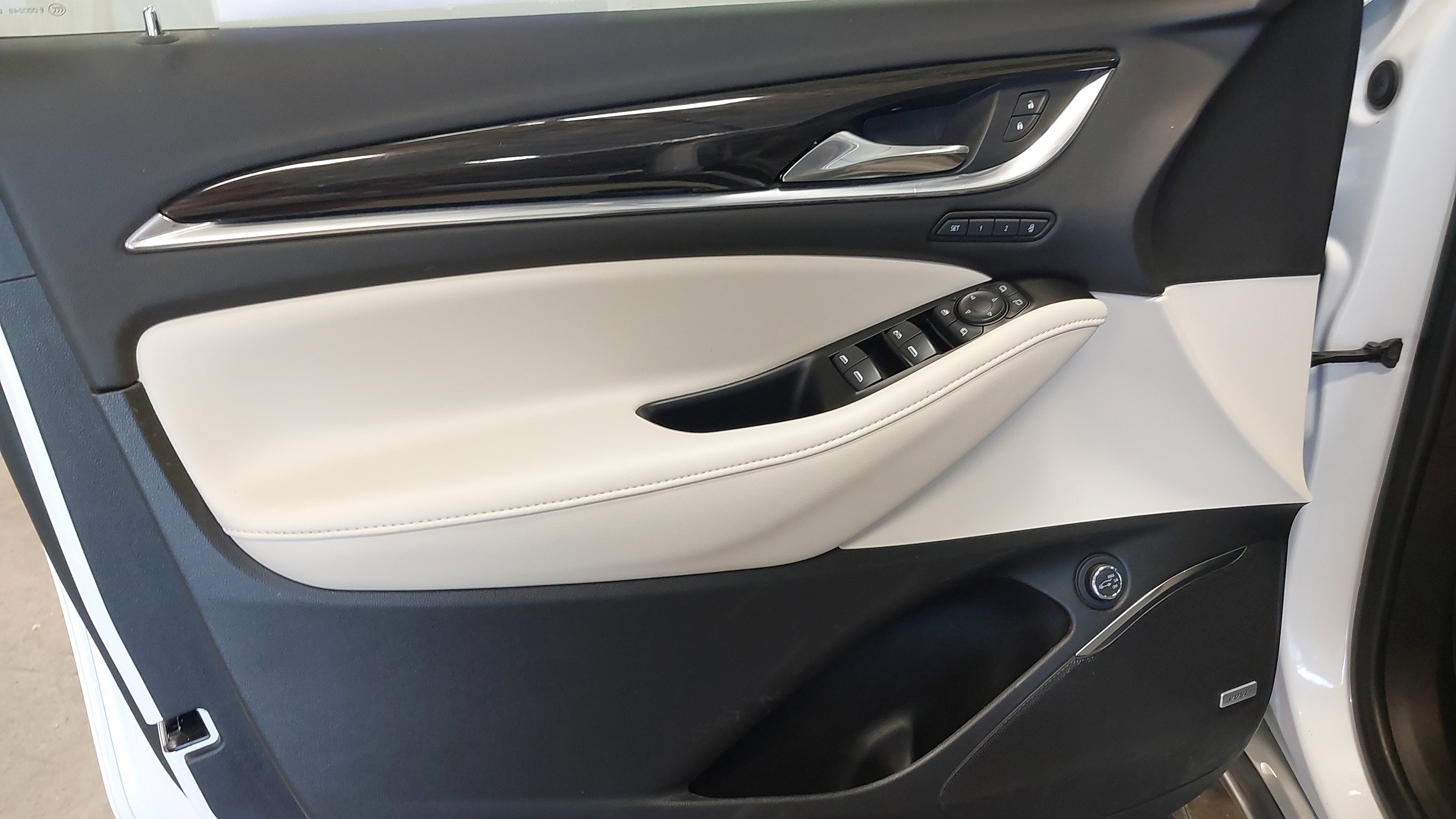 2022 Buick Enclave Premium