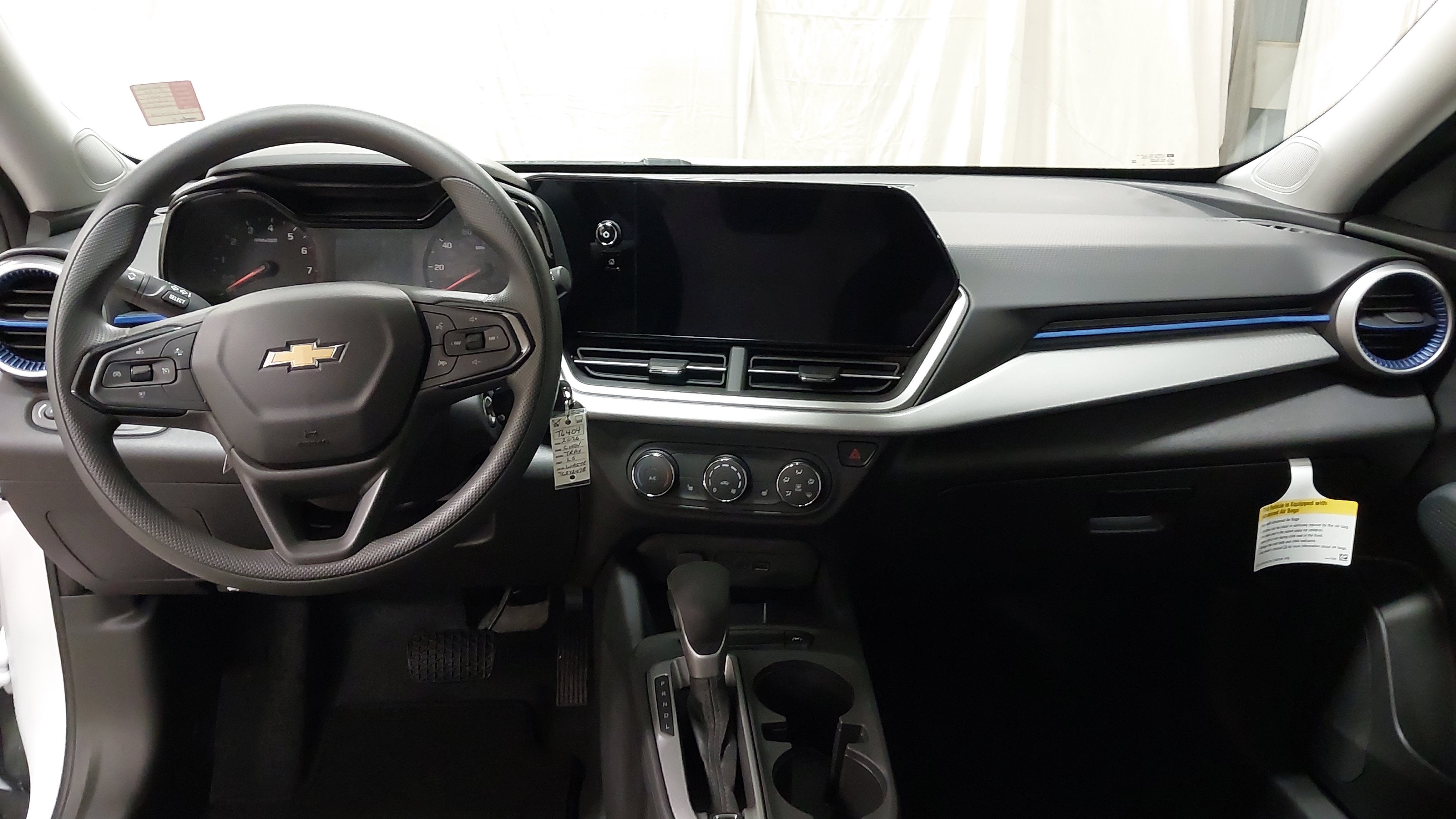 2026 Chevrolet Trax LS - Photo 17