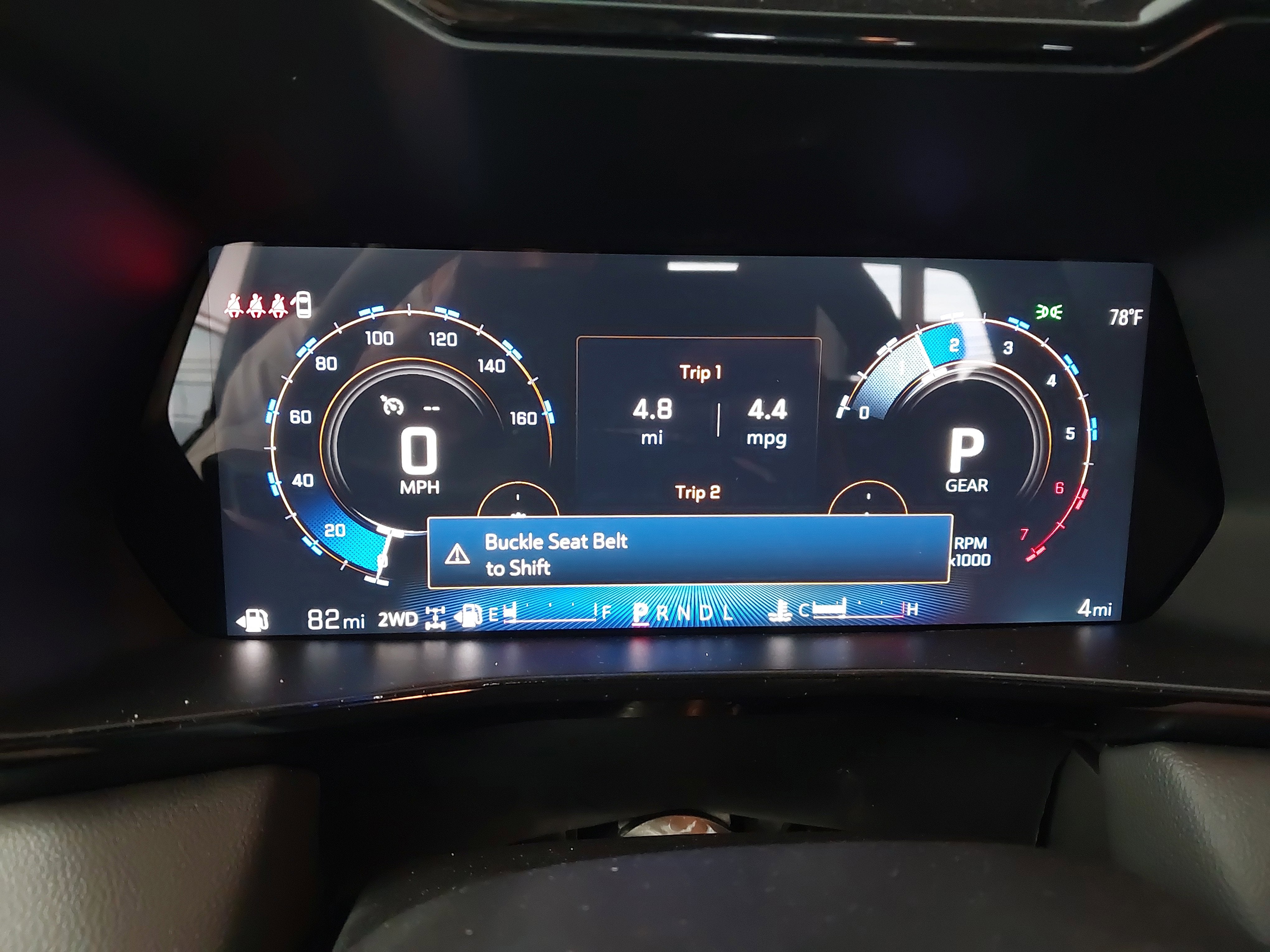 2025 Chevrolet Colorado WT/LT