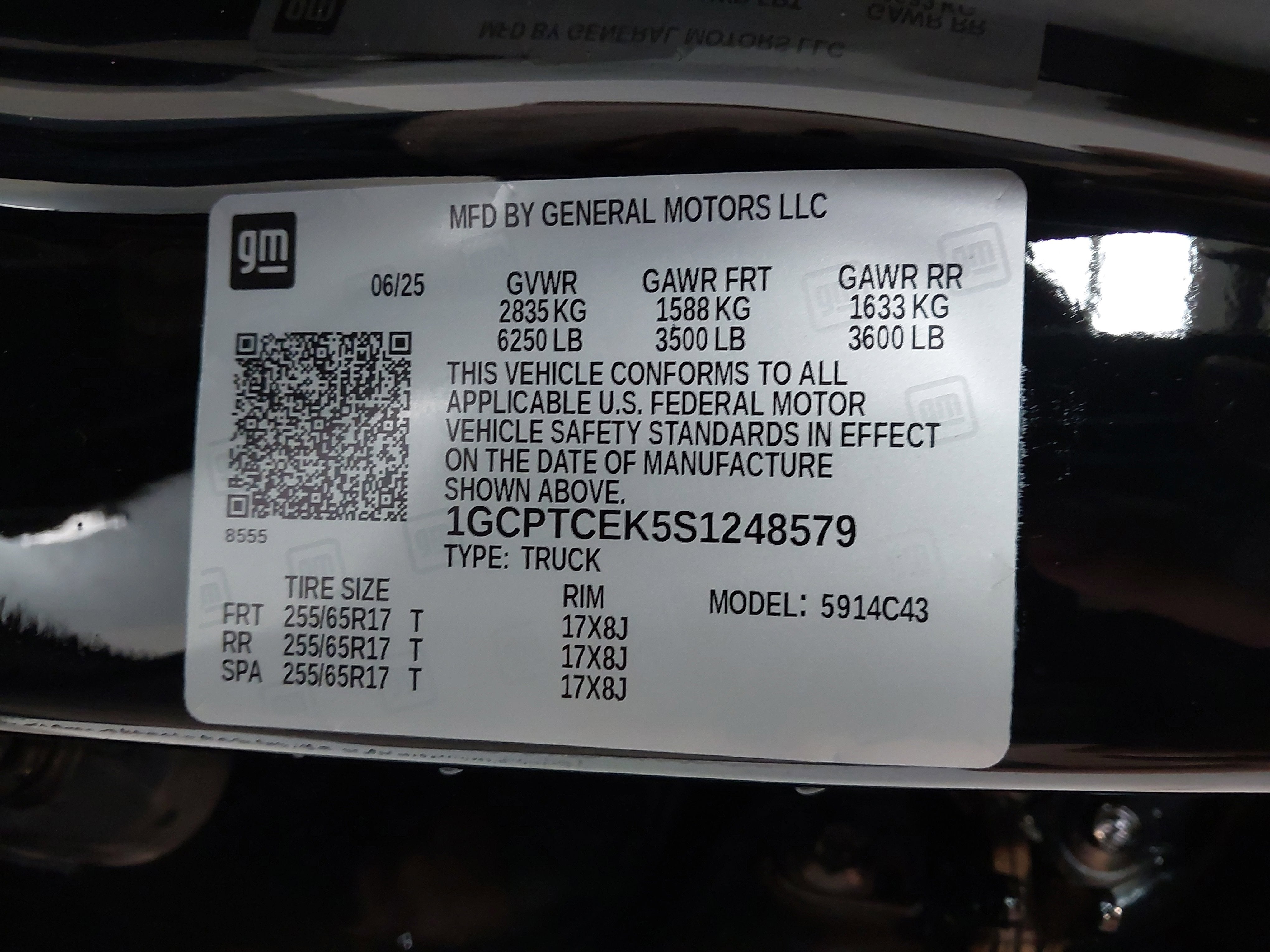 2025 Chevrolet Colorado WT/LT