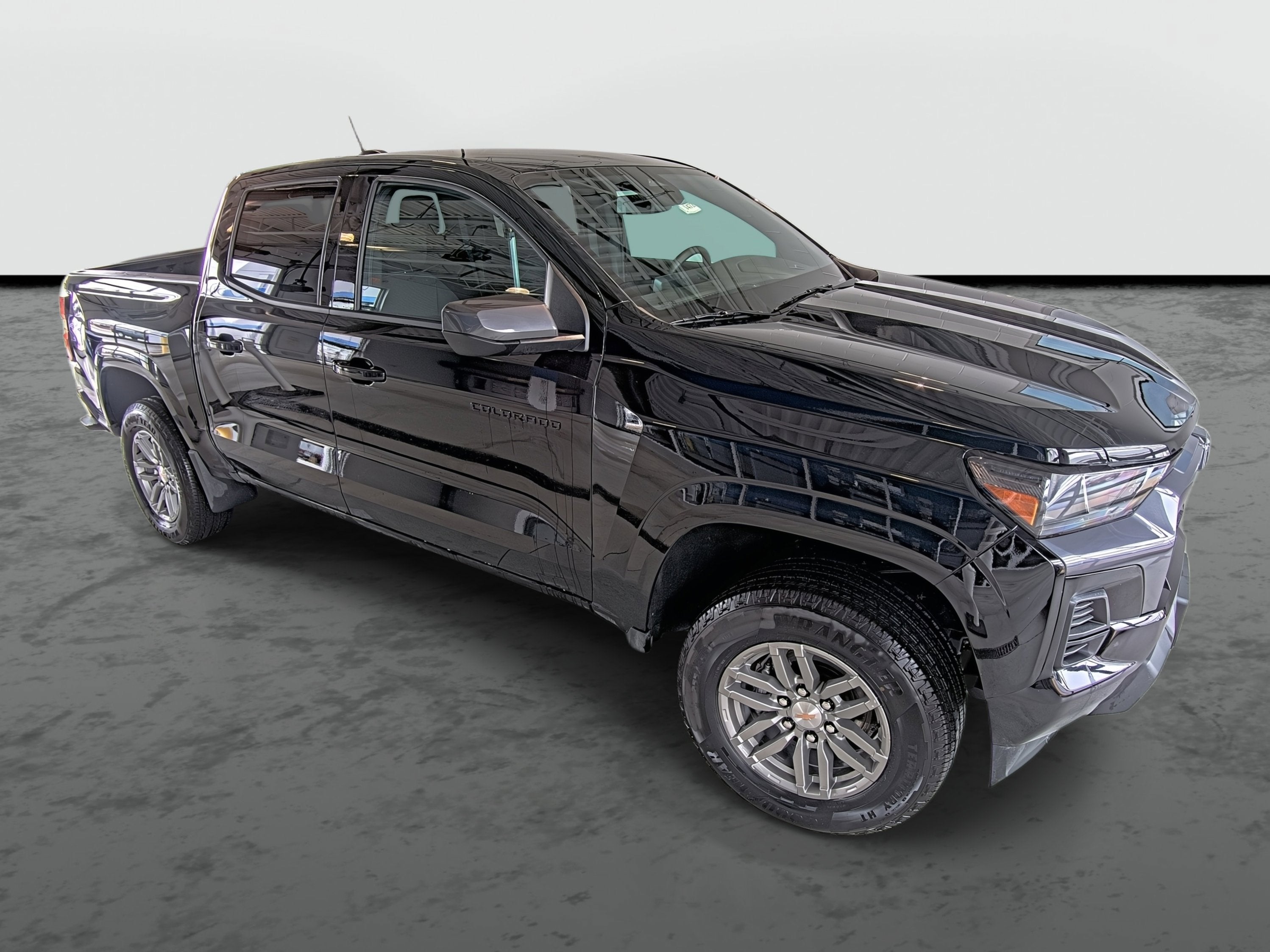 2025 Chevrolet Colorado WT/LT