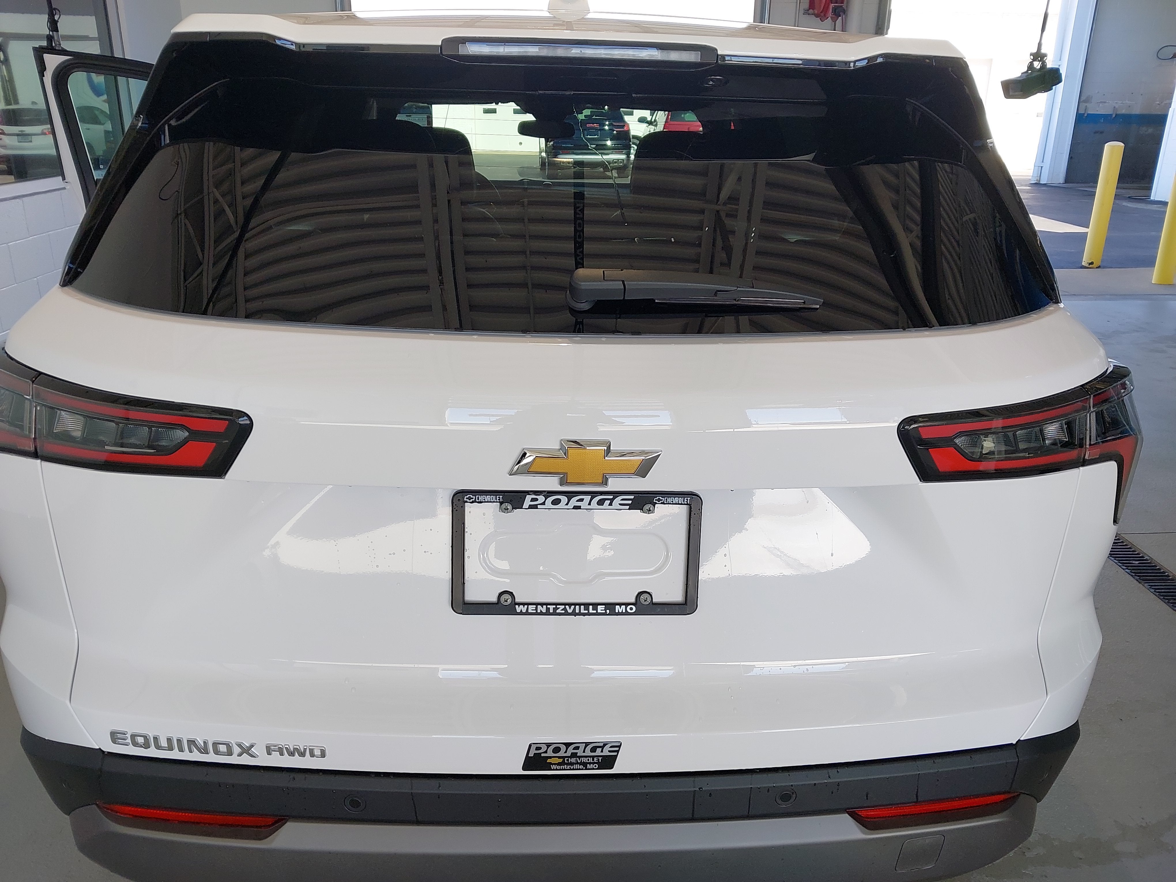 2027 Chevrolet Equinox LT