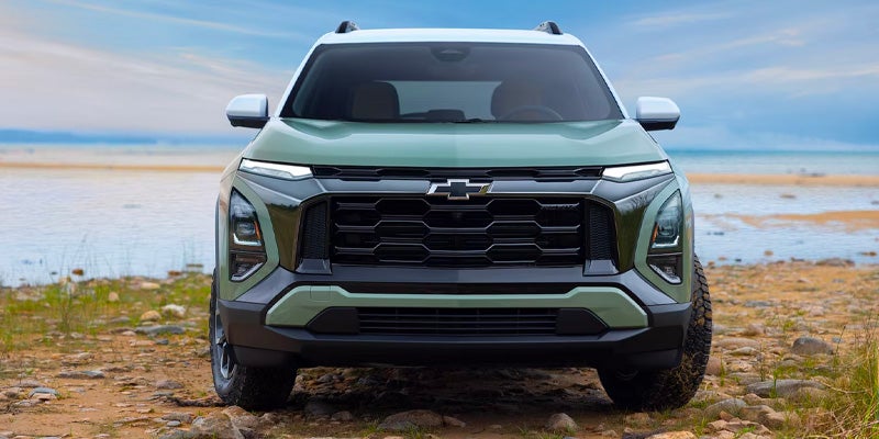 The front grille of the 2026 Chevrolet Equinox in Hannibal, MO