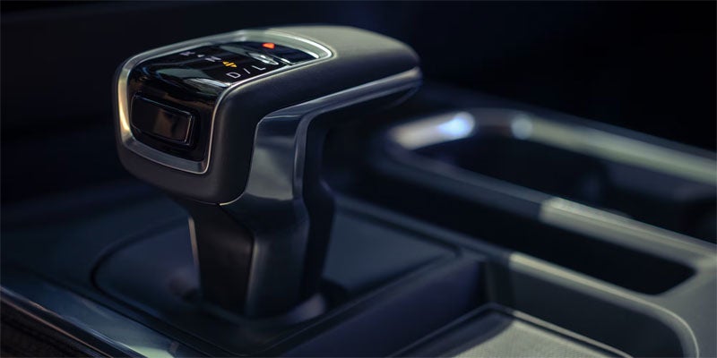 2026 Chevrolet Silverado 1500 technology in Hannibal MO with 13.4-inch infotainment touchscreen, 12.3-inch Driver Information Center, and Trailering App