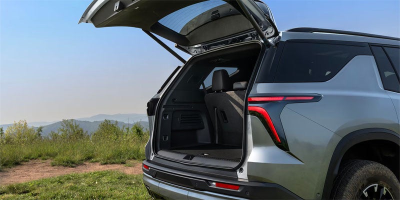 2026 Chevrolet Traverse available power liftgate in Hannibal MO providing easy cargo access for groceries, luggage, and gear