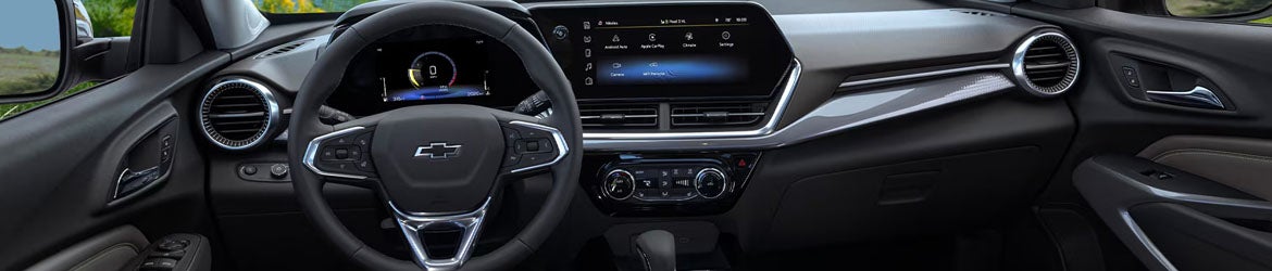The 2026 Chevrolet Trax infotainment system in Hannibal, MO